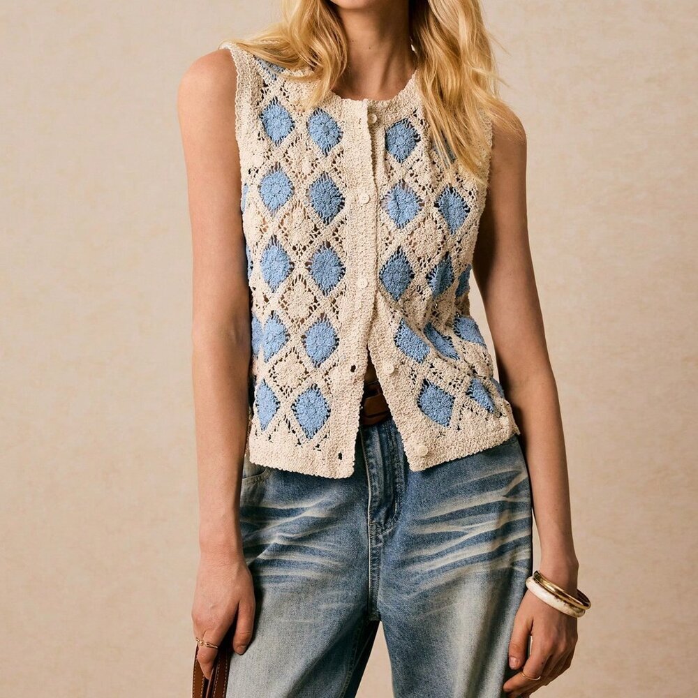 Baby Blue Casual Women's Sleeveless Knit Cardigan Vest - Picture 4 of 8